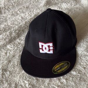 NWOT DC Black Cap with Logo
